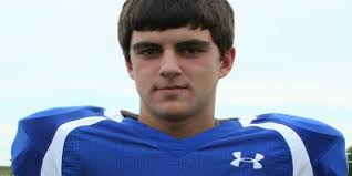 Royals trounce Trojans, 62-8