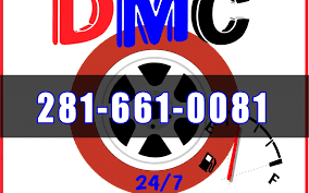 When your tire goes flat or blows out on the side of the highway, you are stranded until help can come. Roadside Tractor Tire Repair Mobile Tire Service Near Me And Roadside Assistance Dmc
