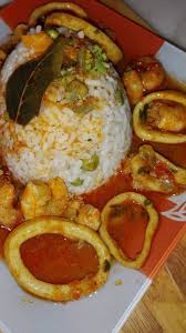 Riz Au Crevettes Et Calamars Plaisir Culinaire Algerien Riz Au Crevette Plat Vegetarien Calamar