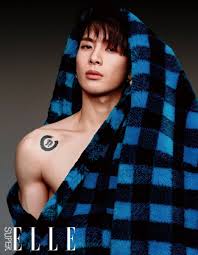 This clip is peak jackson, shirtless, iced out, sexy, promptly puts on a cupcake robe. J Flawless On Twitter Jackson Wang Is Either Hot As Hell What The Hell Got7 Got7official