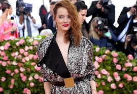 Page for fans of emma stone. Oskaronosnaya Emma Stoun Tajno Vyshla Zamuzh Karavan