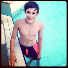 Accédez gratuitement aux données financières de plus de 10 millions d'entreprises françaises. Skinny Love Benjamin Lasnier Chapter 9 Benjamin Lasnier Page 2 Wattpad