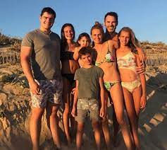 73 387 tykkäystä · 6 puhuu tästä. Ate Arrepia Amigo De Pedro Lima Garante Que Nada Vai Faltar A Familia Do Ator Nacional Flash