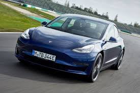 Polestar 3 2021 verfügt über das neue system „smartzone. Polestar 2 Gegen Tesla Model 3 Test Motor Preis Autobild De