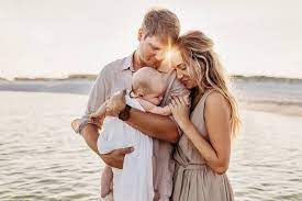 50 Beach Photography Ideas For Friends Family And Weddings In 2021 Beach Photography Family Beach Photoshoot Family Family Beach Pictures