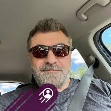 Remembering Hollywood great and trailblazing bald guy Yul Brynner, born  today in 1920 and put to excellent, sinister use in 1973's Westworld.  "People don't know my real self, and they're not about