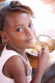 Kim Behan's Instagram, Twitter & Facebook