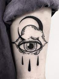 27 Bold Illustrations Blackwork Tattoos Tattoos Blackwork Tatuagens Tatuagens De Nuvem Tatuagens De Lua Crescente