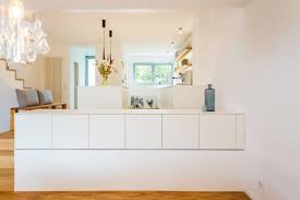 Homeideen offene küche wohnzimmer abtrennenideen offene kuche wohnzimmer. Wande Raus Ein Reihenhaus Gewinnt Durch Eine Helle Offene Kuche