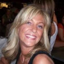 Heather Bender (@cabiheather)