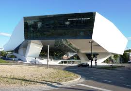 Galeria De Una Comparacion Inevitable Museos Mercedes Benz Y Porsche 8 Museum Architecture Museum Plan Architect
