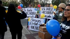 Resultado de imagen para #VenezuelaLibre, el reclamo contra el régimen de Maduro
