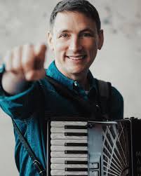 🚨 Hoolie in the Hydro announcement 🚨 I hope you're all well and have had  a lovely weekend. Well, it's that time of year again and I cannot wait to  share with