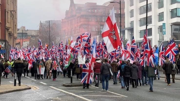Hundreds descend on Manchester for Britain First march and counter protests | ITV News Granada