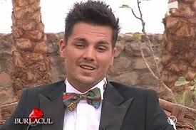 The first season was hosted by lucian marinescu, in season 2 he was replaced by host and designer cătălin botezatu. Burlacul Sezonul 3