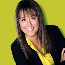 Rebecca Thiry's Instagram, Twitter & Facebook