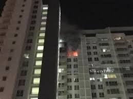 Die unterkunft liegt 1,6 km vom stadion malawati entfernt und bietet ein fitnesscenter und kostenfreie privatparkplätze. Panic At Menara U As Apartment Unit On Level 25 Catches Fire Nsttv