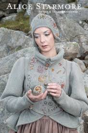 This book offers a complete guide to each craft. Felting Embroidery Alice Starmore