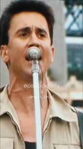 A sexta irada vem energizante com a legendária banda australiana v.spy  v.spy, ., Eles são sócios de carteirinha do Castelo e chegam com o  passaporte carimbado pela galera do @rspy_brasil com um dos ...