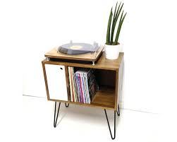 Onze Klassieke Vinyl Opslag Tafel Dit Is Een Gemaakt Aan Volgorde Kwaliteit Massief Houten Hand Verv Vinyl Record Furniture Record Cabinet Vinyl Record Storage