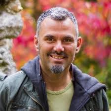 Manuela Gale's Instagram, Twitter & Facebook