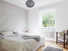Gray Wallpaper In Simple White Bedroom Black Pendant Light Http Cococozy Com White Wall Bedroom Wallpaper Bedroom Bedroom Design
