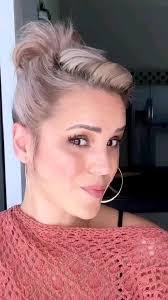 Fallon Kennedy's Instagram, Twitter & Facebook