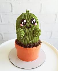 Coba perhatikan gambar yang diatas, yaitu pohong sabuah gelas dengan isi didalam bukan yang seperti biasanya, biasanya kita dapat. Mulai Dari Unicorn Sampai Tanaman Kaktus Bentuk Kue Ini Sangat Unik Semua Halaman Bobo