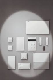 Alarmzentrale Fur Mehr Sicherheit Steckdosen Und Lichtschalter Elektroinstallation Haus Schalterprogramm