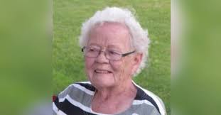 Ellen Switzer's Instagram, Twitter & Facebook