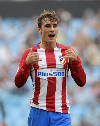 Griezmann recently went with a blue rinse in a mop ̵… Who Is Antoine Griezmann Manchester United S Top Transfer Target Here Is What We Know About The Frenchman