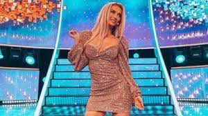 Cred că fiecare om care intră în viaţa mea mă învaţă ceva. Andreea Balan Atacata Intr Un Punct Sensibil O Sa Iasa Iar Discutii Cine E Criticul De Moda Care A Intepat O Pe Artista