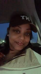 I'll be working for NYE🥰✨ Be sure to book 💕 📍: Near Westside of Chicago  ( 60612 ) http://dolledbyken15.as.me