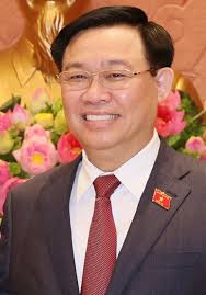 Tập tin:Vuong Dinh Hue 2022.jpg