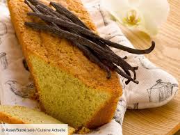 Le Cake A La Vanille De Cyril Lignac Et Son Astuce Pour Le Faire Briller Recette Recettes De Cuisine Recette Cake