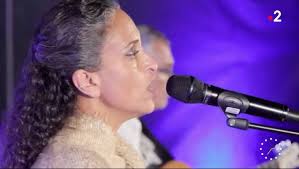 Écoutez @noa_nini ! Militante inlassable pour la paix ! Please, concert en  France, vite !