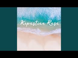 Am g f e am g f e am dm aku masih menunggu g c aku masih menantimu f em dm masih selalu dirimu e e dan masih tentangmu. Kau Mengajarkan Ku Mengenal Cinta Versi Gitar Mp3 Download 320kbps