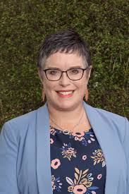 Emma Sumner's Instagram, Twitter & Facebook