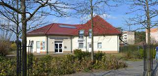 Advanced praise for keys to bonhoeffer's haus: Kirche Finow De Dietrich Bonhoeffer Haus Eltern Kind Zentrum