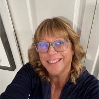 Melissa Frisk's Instagram, Twitter & Facebook