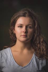 Ana Conchas's Instagram, Twitter & Facebook