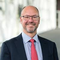 Darren Wells's Instagram, Twitter & Facebook