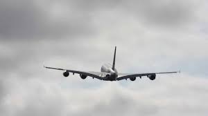 Easyjet de lisboa (voo u2 7603 deveria chegar às 13h20); Alemanha Mais De 600 Voos Cancelados Devido A Greve