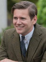 FACT CHECKER. (See POSTSCRIPT at the end of the post.) A bit weary from  turning the majority of the huge ti tree (all but the gigantic trunk) which  my neighbour Vince felled