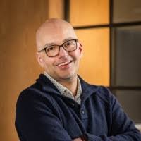 Chris Cerda's Instagram, Twitter & Facebook