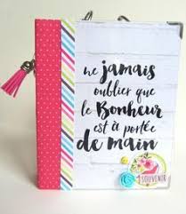 Mini Album Le Bonheur Est A Portee De Main Par Aurore Swirlcards Le Blog Mini Albums Scrapbook Livres D Artisanat Mini Albums