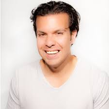 Chris Macrina's Instagram, Twitter & Facebook