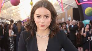 Logan paul et chloe bennet. Entertainment Tonight On Twitter Chloe Bennet Vacations With Valleygirl Co Star Logan Paul After Reported Split From Austin Nichols Https T Co Wqgc3dqxio Https T Co 4e1sfs6w6m