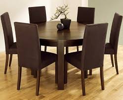 For a traditional kitchen this table has softy rounded edges on top and subtle carving on legs. Round Kitchen Table With 5 Chairs