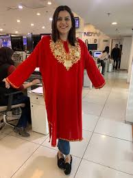 In 2011, nidhi razdan received the teacher's achievement. Nidhi Razdan On Twitter I Ve Come Late To This Party But Yes I Wear Pherans To Work And I Love It Pheranismyidentity